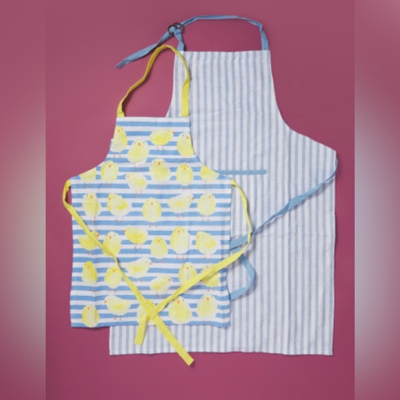 SALE! Cupcakes and cashmere 2 pcs canvas chick printed adult and kids apron set - Picture 1 of 5